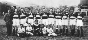 (balról): Kovács edző, Hungler II., Takács I., Nikolsburger, Steczovits, Héger, Furmann, Takács L., Müller, Kohut, Blum. Elől: Amsel